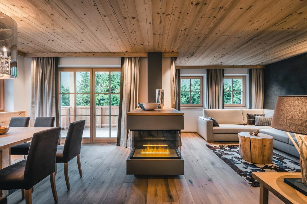 Liondes Chalets San Vigilio Di Marebbe Eksteriør billede