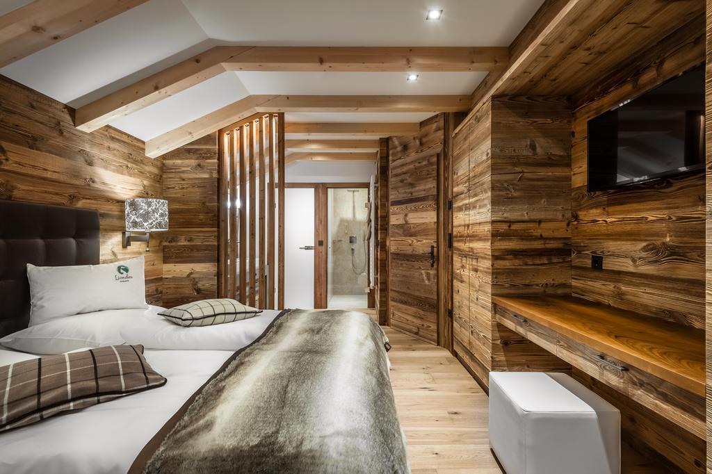Liondes Chalets San Vigilio Di Marebbe Eksteriør billede