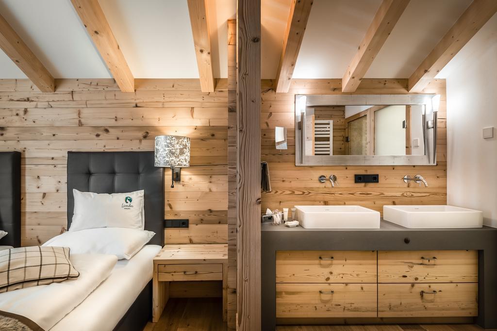 Liondes Chalets San Vigilio Di Marebbe Eksteriør billede